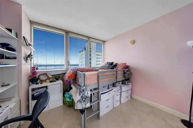 7929 West Dr 1503, North Bay Village, FL 33141