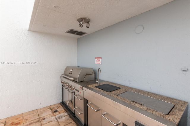 7929 West Dr 1503, North Bay Village, FL 33141