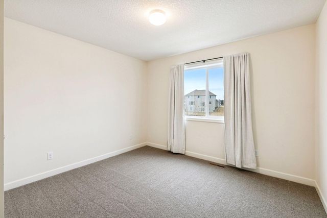 17990 Equinox Avenue, Lakeville, MN 55044