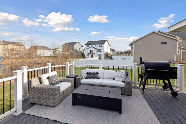 17990 Equinox Avenue, Lakeville, MN 55044