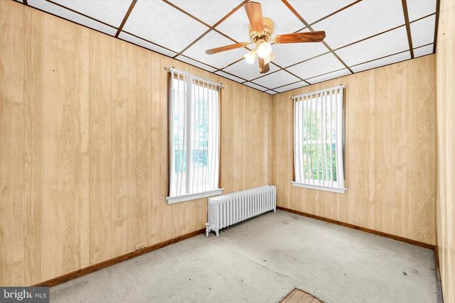 185 VIRGINIA AVE, Shenandoah, PA 17976