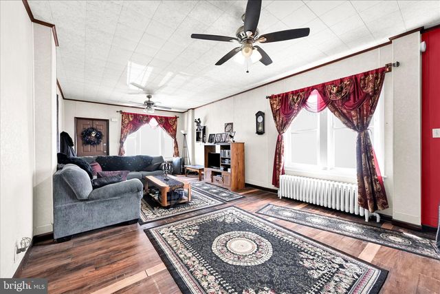 185 VIRGINIA AVE, Shenandoah, PA 17976