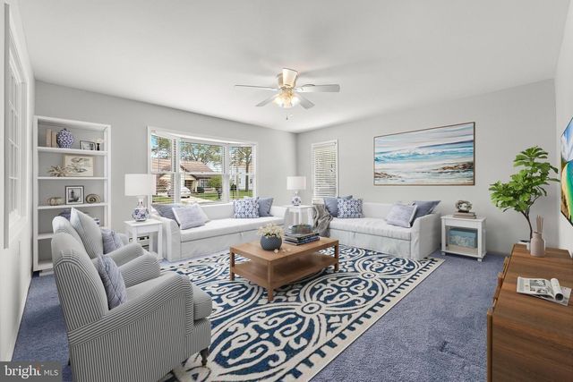 102 ASH RD, Manahawkin, NJ 08050