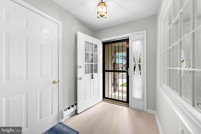 102 ASH RD, Manahawkin, NJ 08050