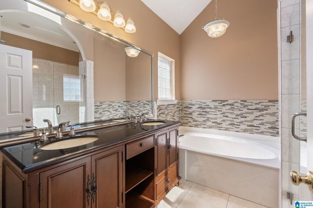 204 BEAVER TRAIL, Pelham, AL 35124