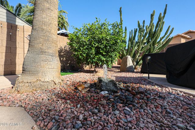 12237 W CAMBRIDGE Avenue, Avondale, AZ 85392
