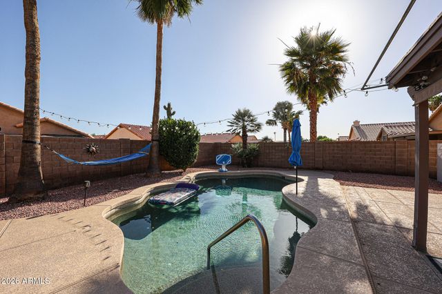 12237 W CAMBRIDGE Avenue, Avondale, AZ 85392