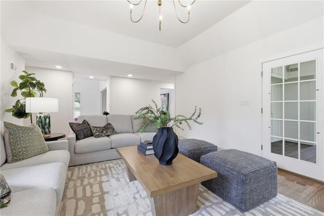 10426 Alhambra Street, Overland Park, KS 66207