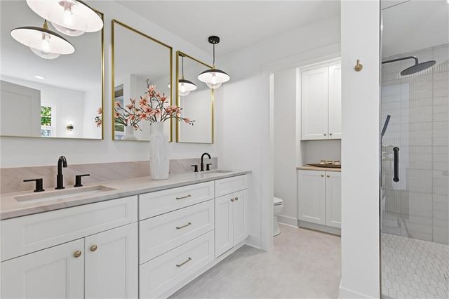 10426 Alhambra Street, Overland Park, KS 66207