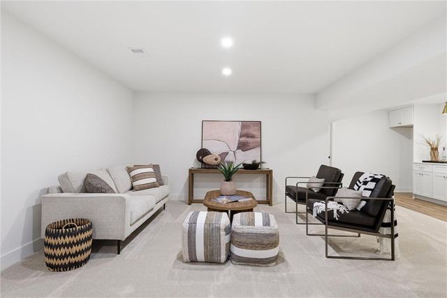 10426 Alhambra Street, Overland Park, KS 66207