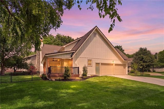 10426 Alhambra Street, Overland Park, KS 66207