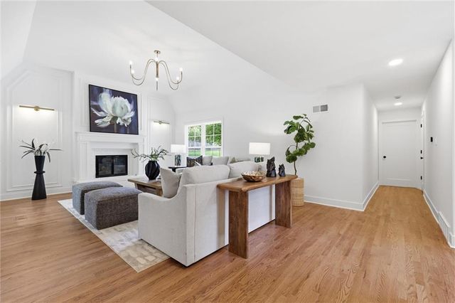 10426 Alhambra Street, Overland Park, KS 66207