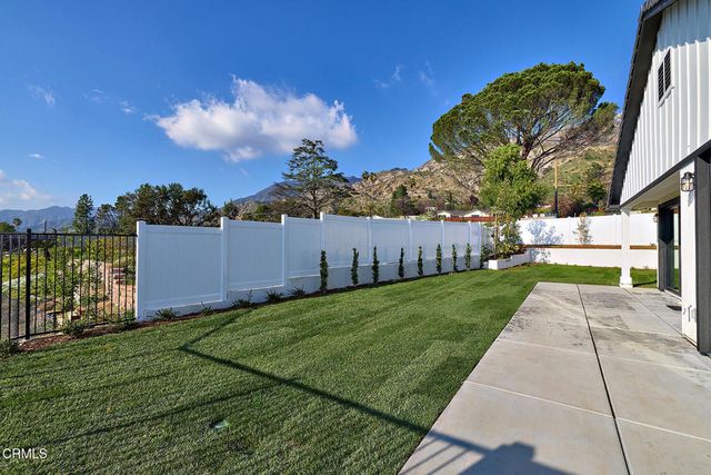 3245 Arrowhead Court, Altadena, CA 91001