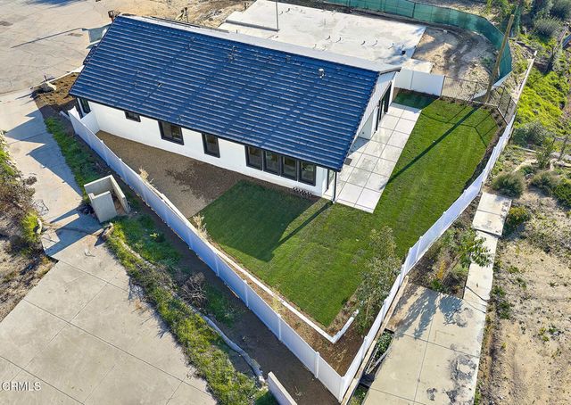 3245 Arrowhead Court, Altadena, CA 91001