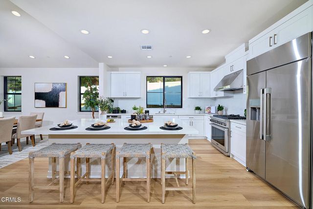 3245 Arrowhead Court, Altadena, CA 91001