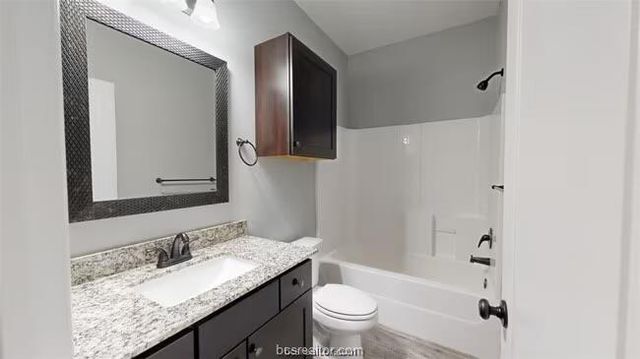 301 Southwest Parkway 338, College Station, TX 77840