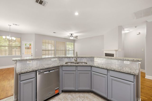 1515 Natural Bridge LN, Pflugerville, TX 78660