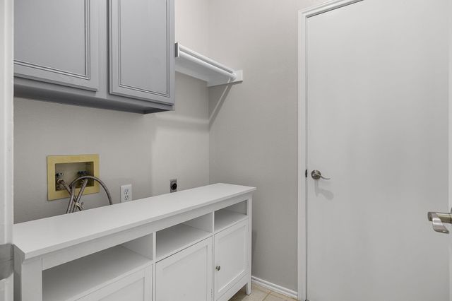 1515 Natural Bridge LN, Pflugerville, TX 78660