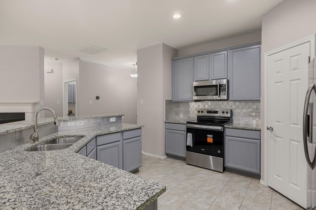 1515 Natural Bridge LN, Pflugerville, TX 78660