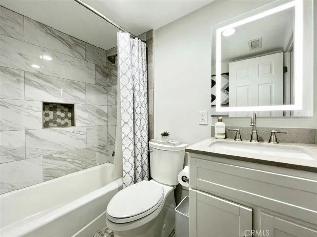 22881 Springwater, Lake Forest, CA 92630