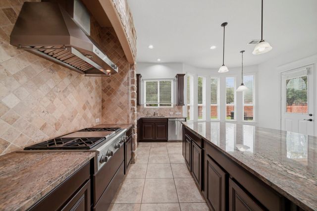 33 Combwell Garden, Missouri City, TX 77459