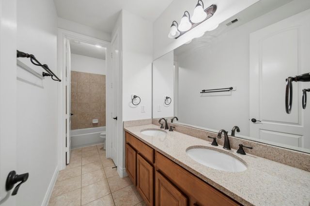 33 Combwell Garden, Missouri City, TX 77459