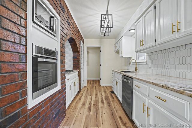 3763 E 81st Place, Tulsa, OK 74137