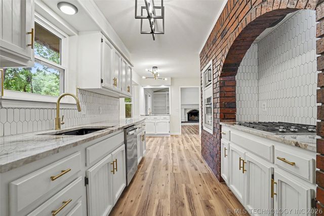3763 E 81st Place, Tulsa, OK 74137