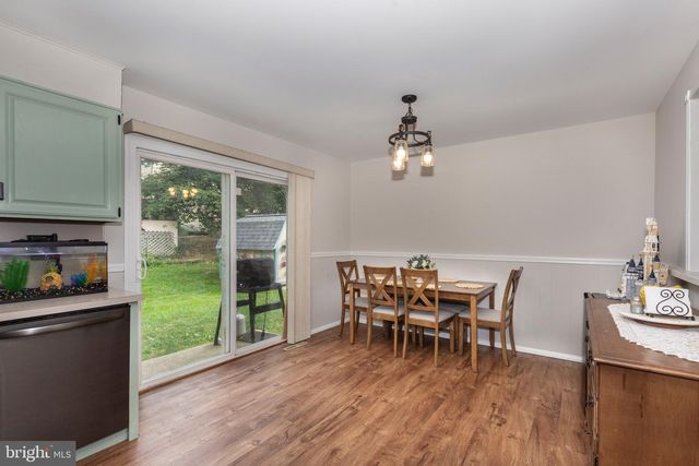 14 GARDEN LN, Hanover, PA 17331