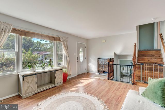 14 GARDEN LN, Hanover, PA 17331