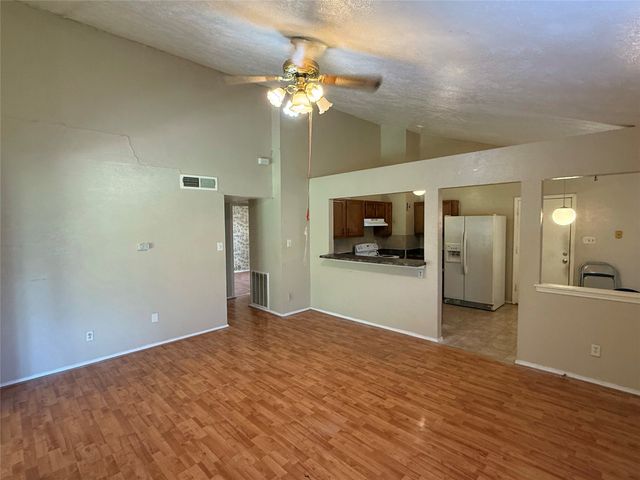 9520 Culberson Street, Dallas, TX 75227