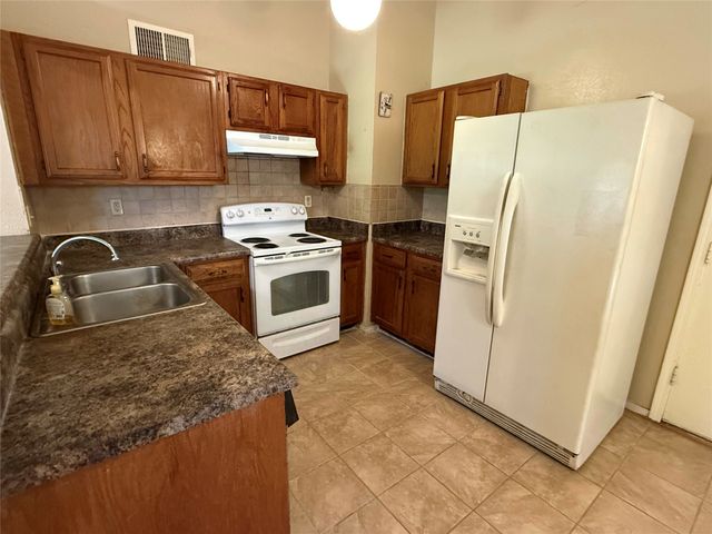 9520 Culberson Street, Dallas, TX 75227
