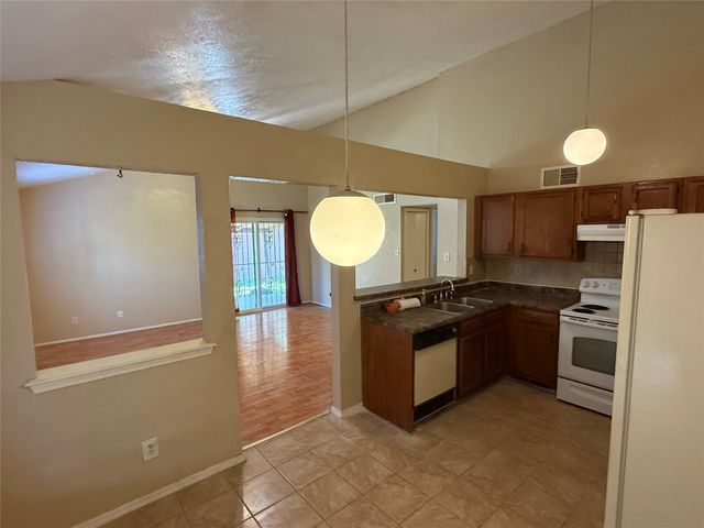 9520 Culberson Street, Dallas, TX 75227