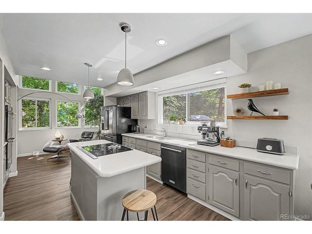 4786 S Helena Way, Aurora, CO 80015