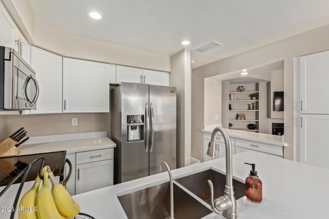 7716 S RITA Lane, Tempe, AZ 85284