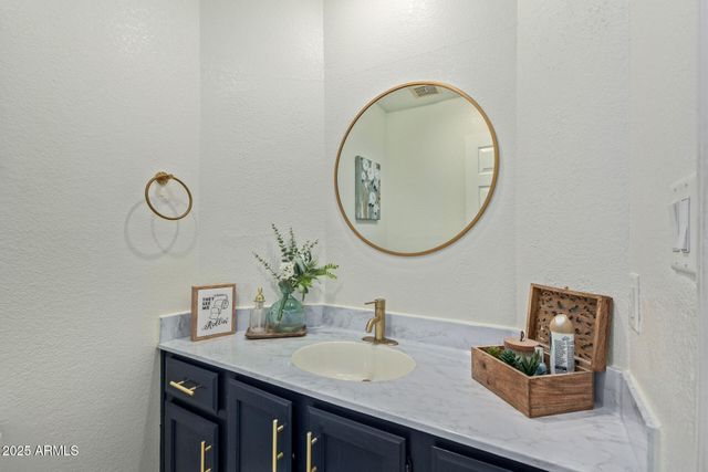 7716 S RITA Lane, Tempe, AZ 85284