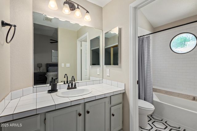 7716 S RITA Lane, Tempe, AZ 85284