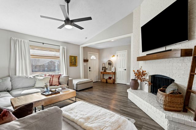 1323 Springview Drive, Allen, TX 75002