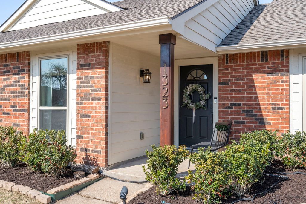 1323 Springview Drive, Allen, TX 75002