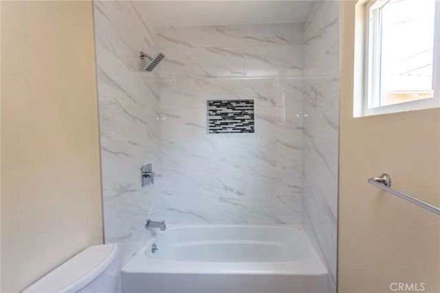 1404 E Palm Avenue, Orange, CA 92866