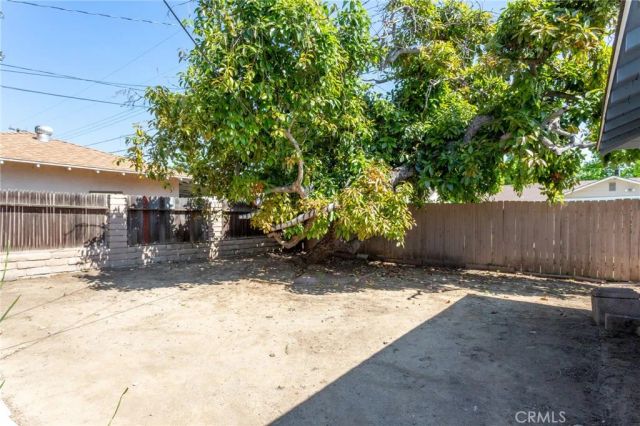 1404 E Palm Avenue, Orange, CA 92866