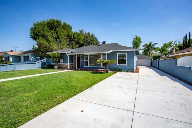 1404 E Palm Avenue, Orange, CA 92866