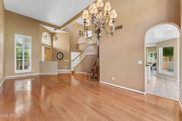 902 E MESCAL Street, Phoenix, AZ 85020