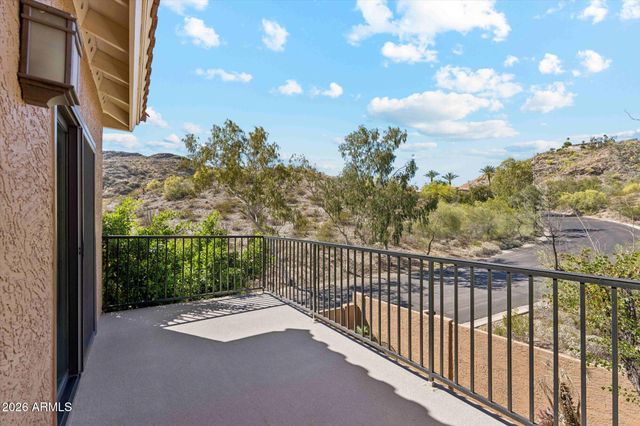 902 E MESCAL Street, Phoenix, AZ 85020