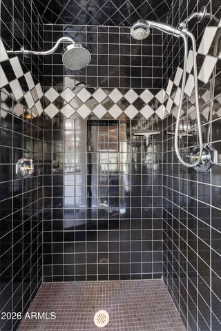 902 E MESCAL Street, Phoenix, AZ 85020