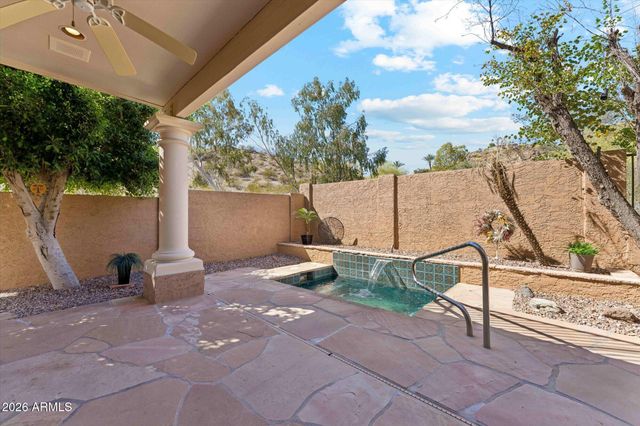 902 E MESCAL Street, Phoenix, AZ 85020