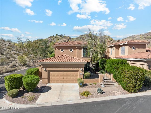 902 E MESCAL Street, Phoenix, AZ 85020