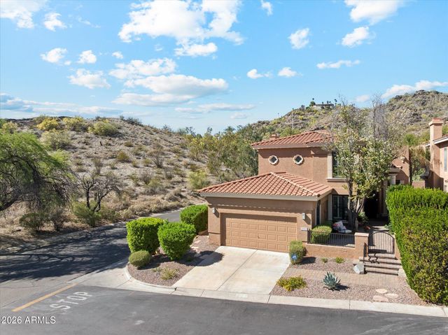 902 E MESCAL Street, Phoenix, AZ 85020