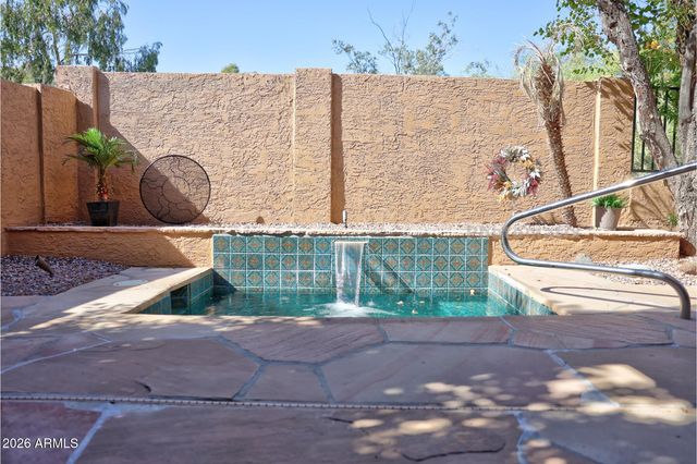 902 E MESCAL Street, Phoenix, AZ 85020