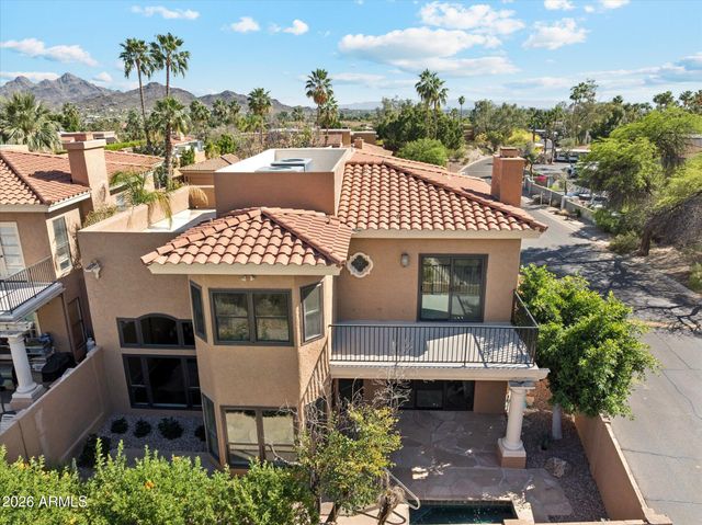 902 E MESCAL Street, Phoenix, AZ 85020